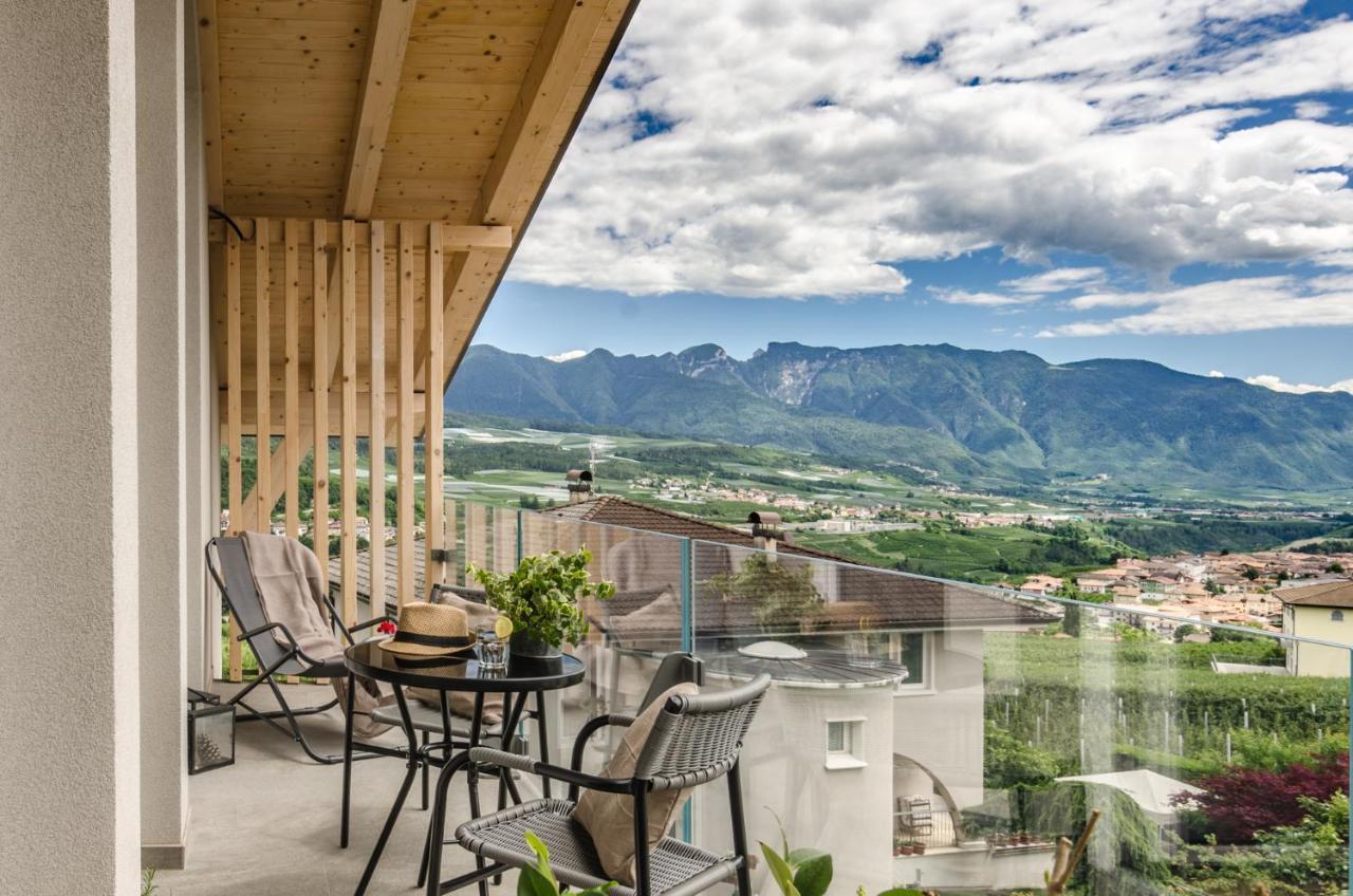Orizzonti D'Anaunia Aparthotel Tassullo Bagian luar foto