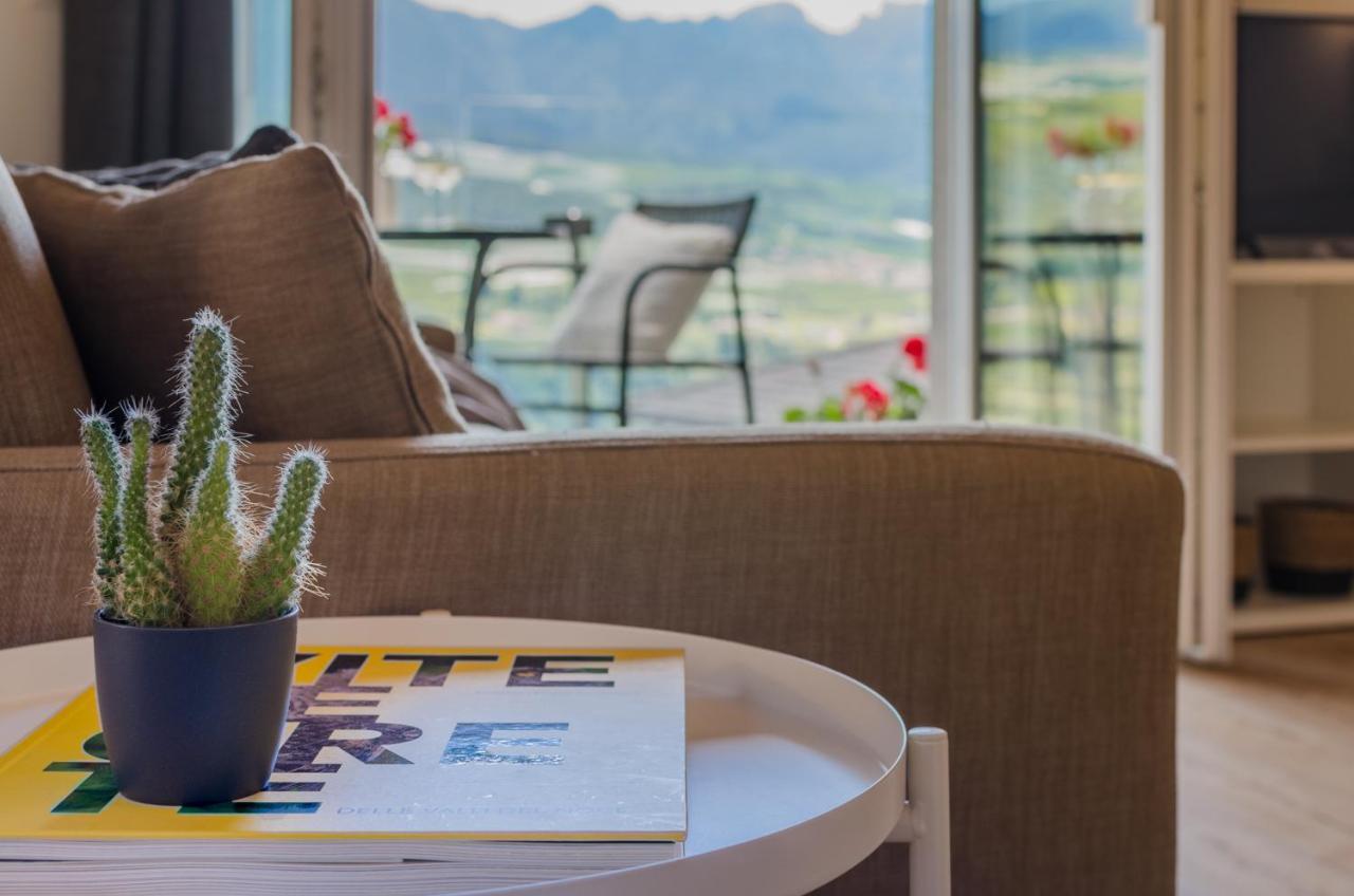 Orizzonti D'Anaunia Aparthotel Tassullo Bagian luar foto