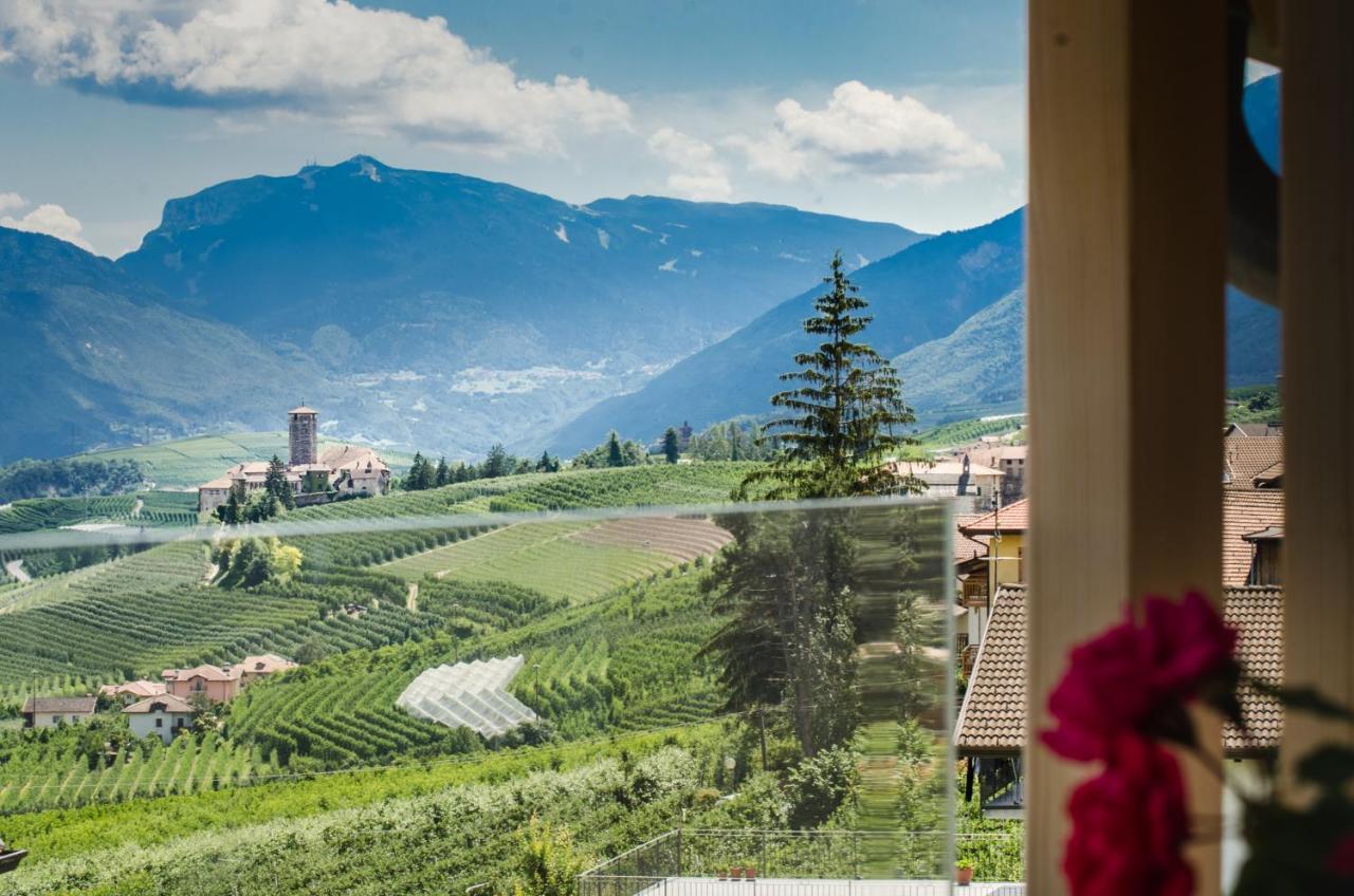 Orizzonti D'Anaunia Aparthotel Tassullo Bagian luar foto